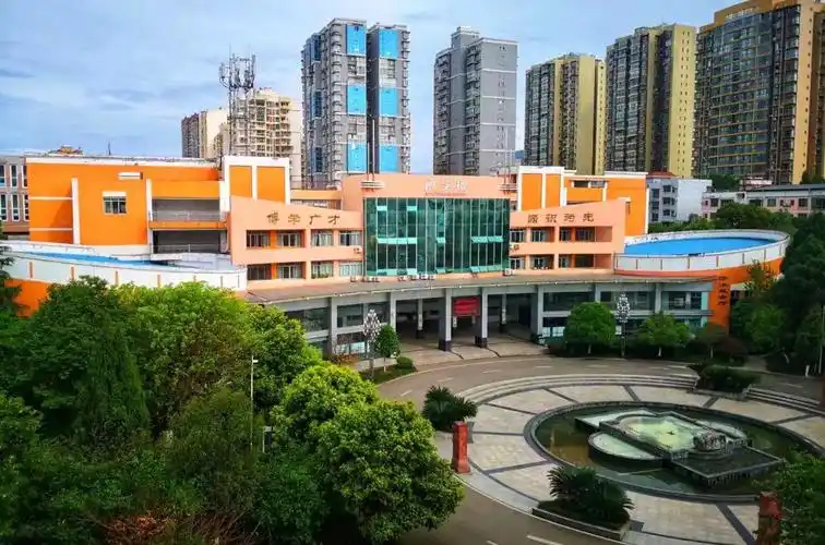 四川省广元中学高2017级开学复课须知_家长