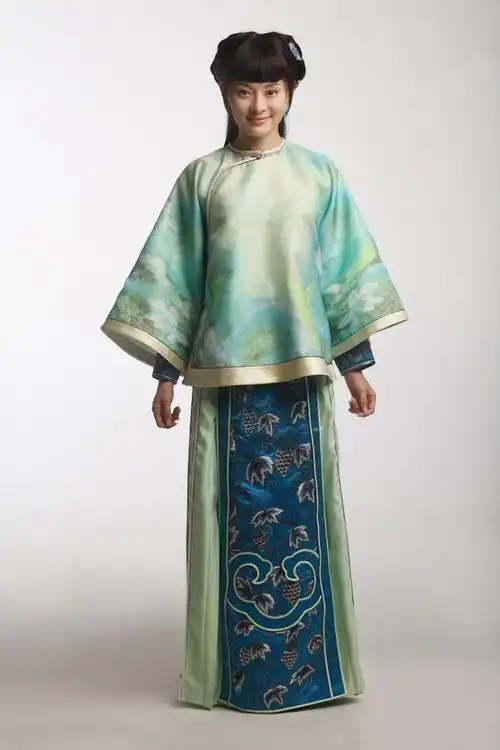 我要甄嬛传所有后宫嫔妃定妆照(各庄等级的都要,比如甄嬛贵妃,妃……)