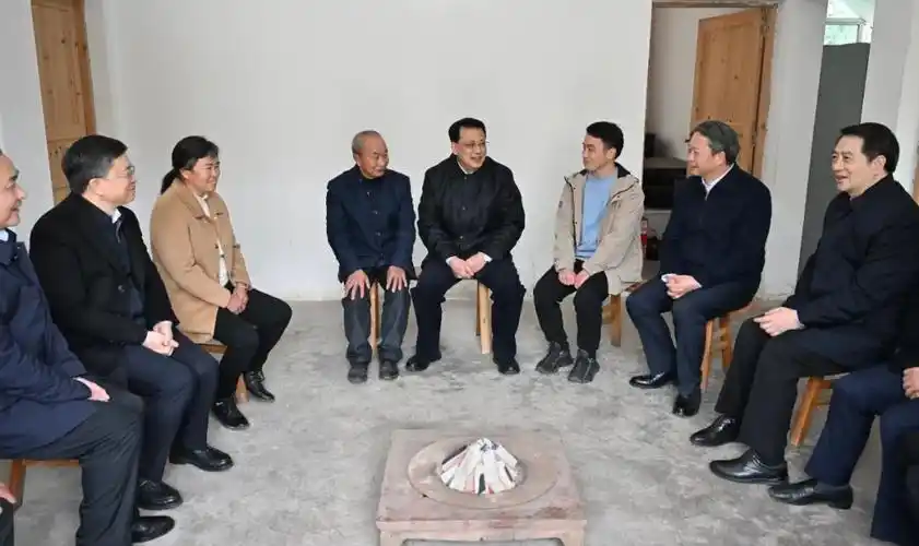 袁家军在黔江酉阳秀山调研