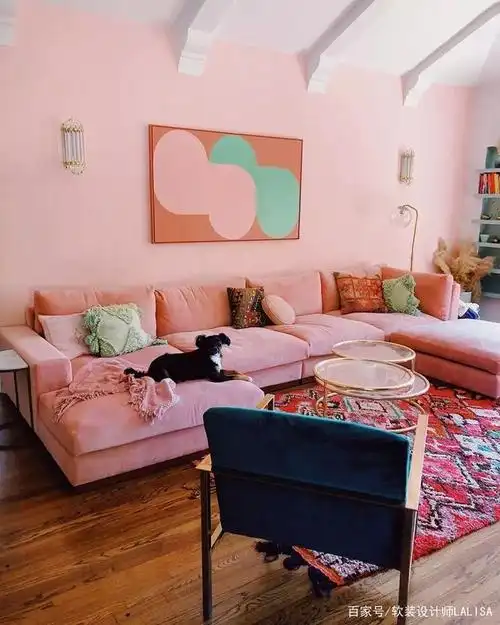 与粉红色装饰完美搭配的12种颜色