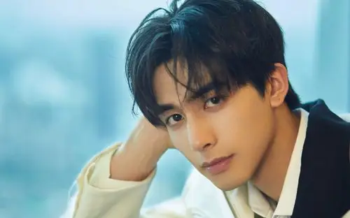 宋威龙中文名:宋威龙职业:,, [独家]宋威龙明星关系链