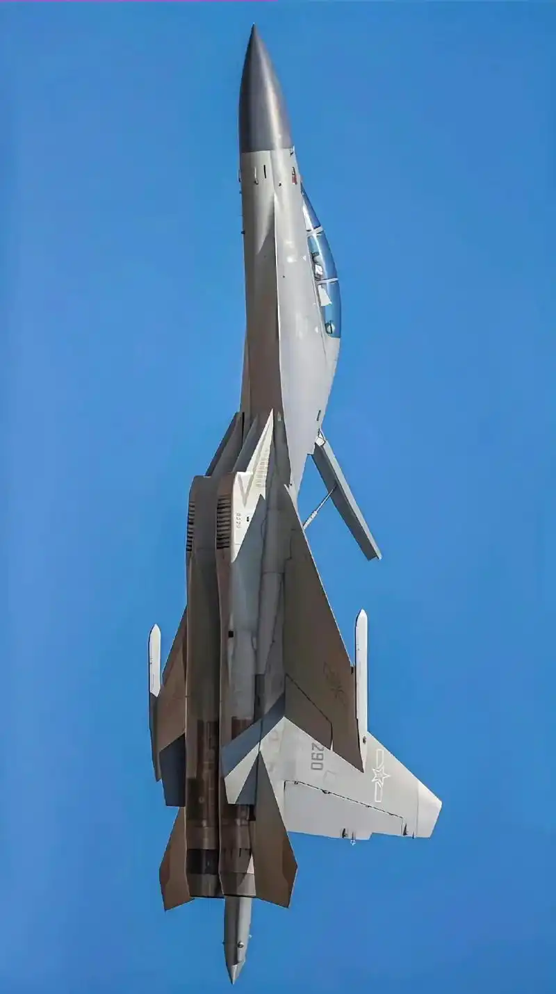歼16 #歼16战机   歼-16是中国沈阳飞机公 - 抖音