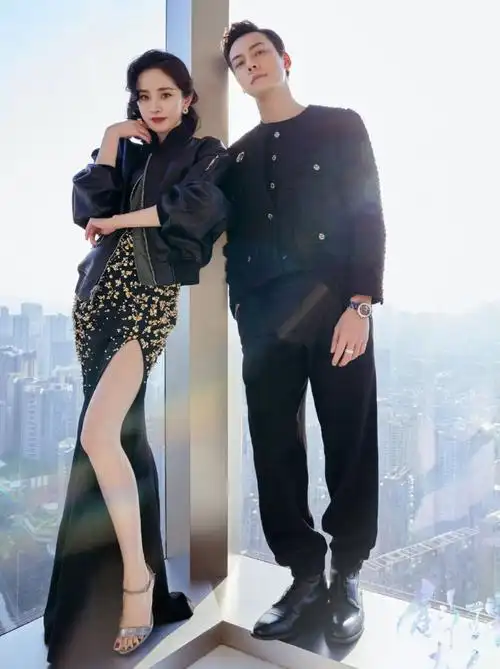 明星双人写真大pk:杨幂秀美腿,马伊琍好土气,胡歌霍建华封神