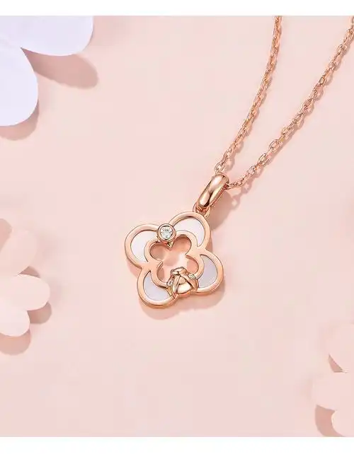 爱的约定k彩金四叶草项链女夏简约轻奢时尚饰品幸运草吊坠锁骨链2021