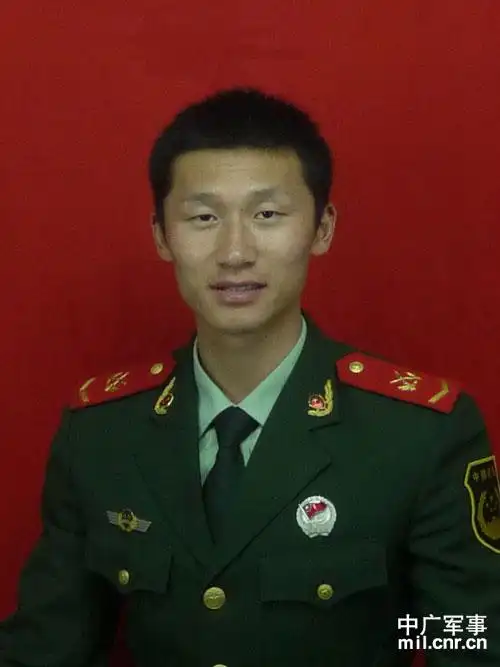 武警中士退伍费多少_武警中士工资