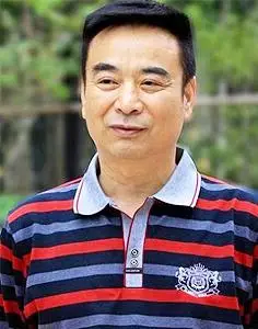 岳跃利个人资料