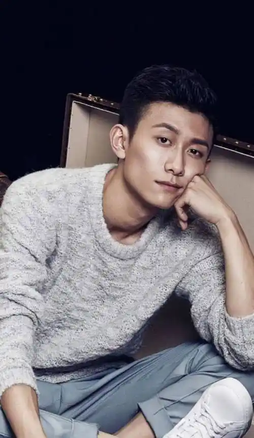 张一山对于演员素养的看法,听了之后让人不由点赞!_明星_职业_要求