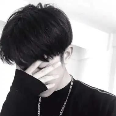 颓废伤感的黑白男生让人心疼到哭的男生头像