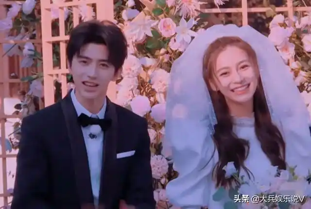 杨颖蔡徐坤惹争议奔跑吧6定档后网友评论两极化