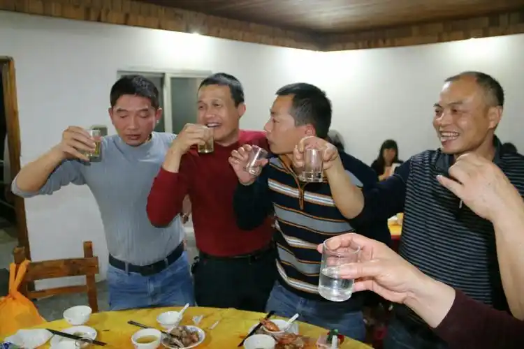 2017兄弟聚会 老五宴客!