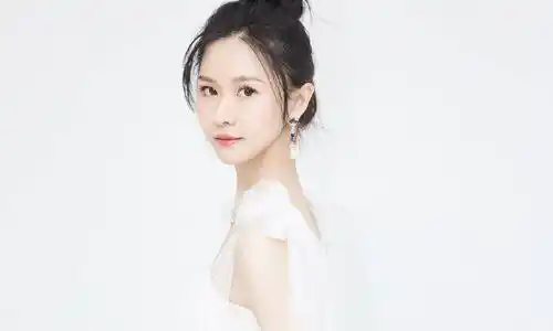 斗鱼主播阿冷aleng个人资料本名叫什么她什么学历怎么走红的