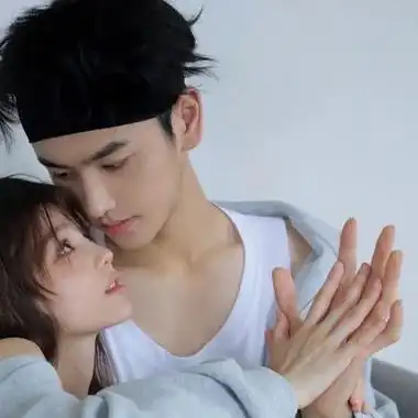 超好看的情侣头像真人一人一张