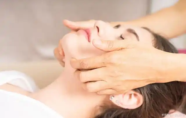 面部按摩对皮肤有什么好处?