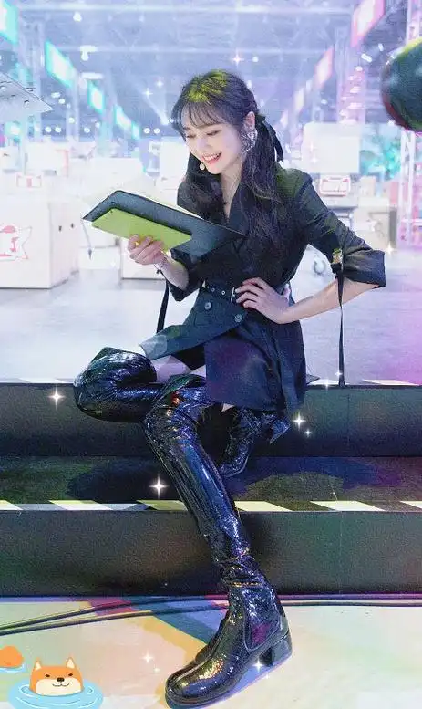 再次见证郑爽是腿精长靴都能穿成堆堆袜这腿一般女生羡慕不来