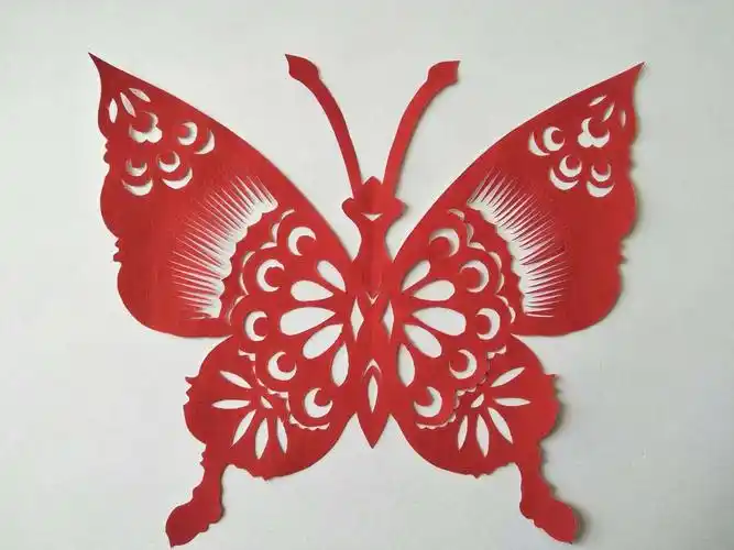 同心抗疫情 居家学剪纸(八)剪蝴蝶