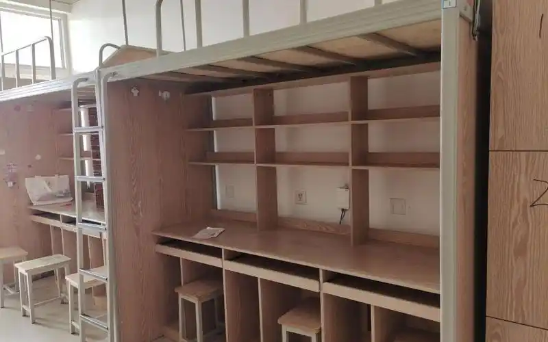 成都中医药大学寝室环境6人寝