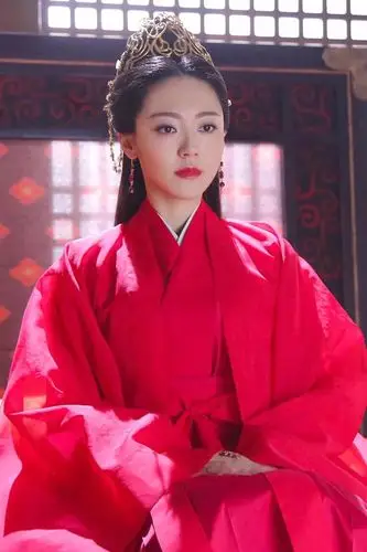 黄梦莹醉玲珑朵霞