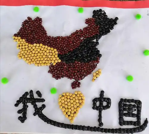 天宁中学七年级社会组"展风采,扬个性"环保手工制作地图评比活动圆满