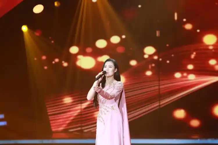 p data-id="gnb976l31l">赵东晓,星光大道选手 /p>