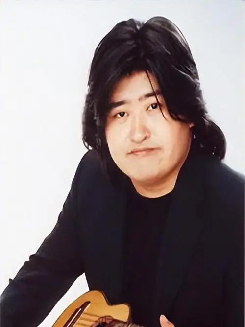 刘欢:音乐与生命的交织刘欢,一个中国著名的音乐家,他的音乐才华和