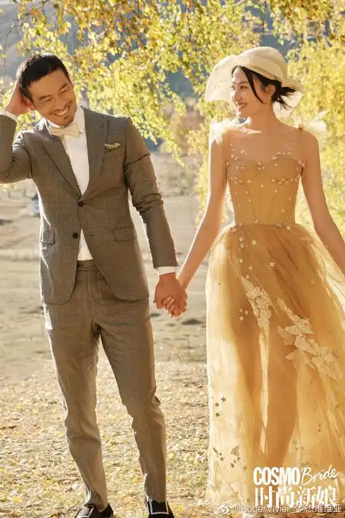 纪焕博rock和@王诗晴甜蜜演绎#时尚新娘#封面大片,belle vivier