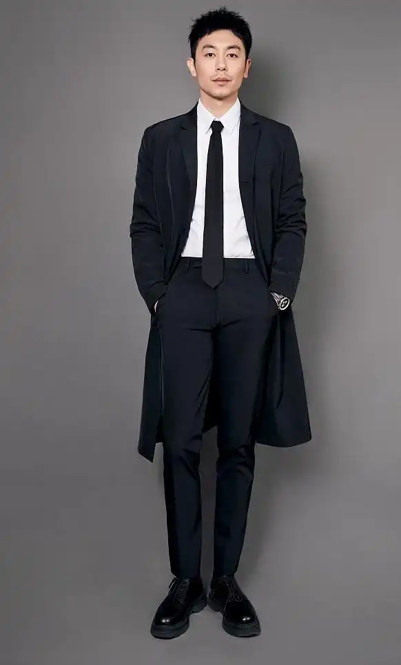 哪些男明星穿西装最帅