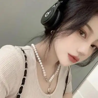 2021最火女生头像霸气再遇见记得给我买束花