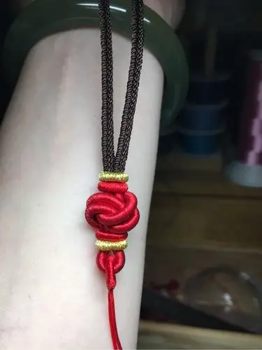 项链绳后面怎么系,各种项链绳的编法图解,吊坠绳子图片,最简单的脖子