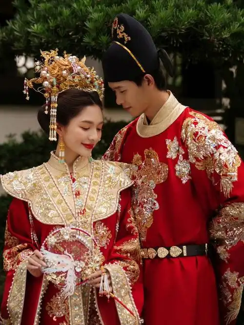 一眼万年的汉服婚纱照      中国人的仪式感