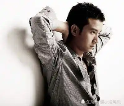 文章直播自嗨灵气全无成颓废大叔