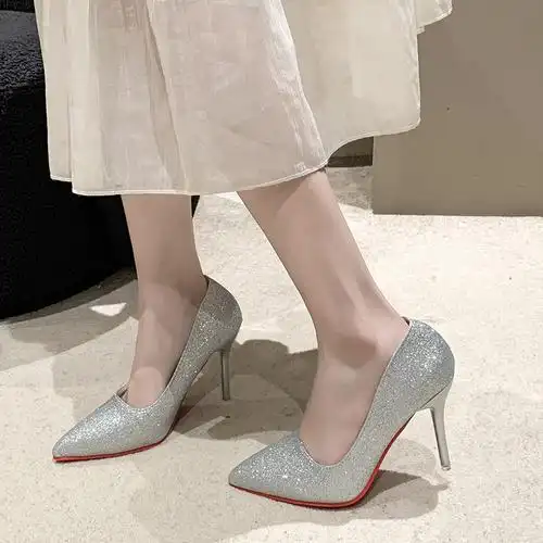 夏季仙女风亮片银色高跟鞋婚鞋女尖头浅口细跟性感夜店单鞋大码鞋