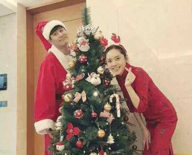 对比秋瓷炫和咸素媛的家同样是来中国当媳妇家里充满中国元素