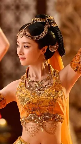 柜中美人 黄轻风 胡冰卿