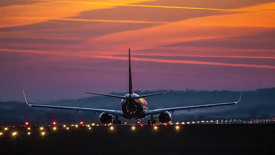 桌布 机场,空中客车飞机后视图,灯,黎明 1920x1080 全高清 高清桌布