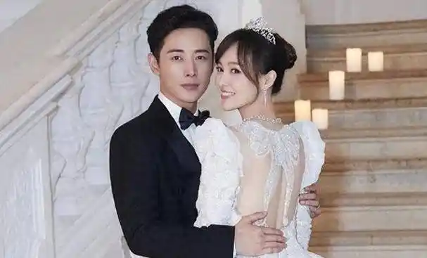 唐嫣罗晋婚姻五年揭秘:算计与报应,真相大白!