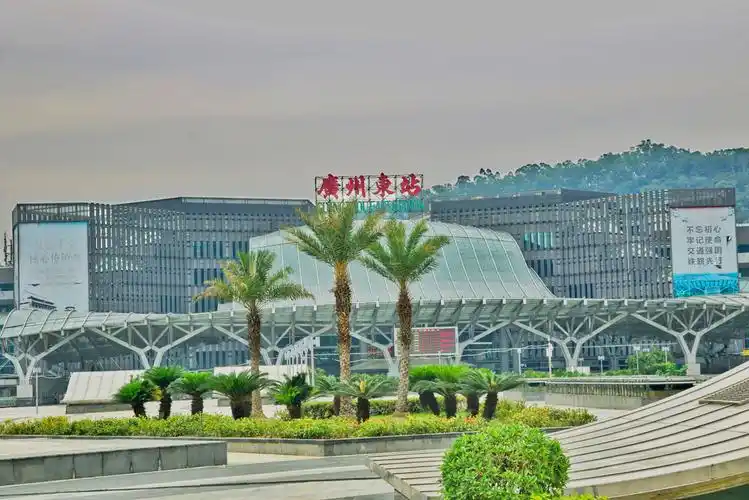 广州东站 - a莫克