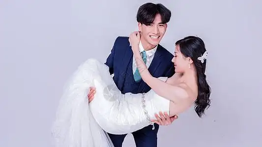 婚礼人物情侣婚纱照公主抱背景
