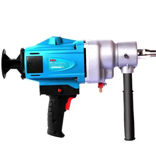 博大手持式水钻机混凝土打孔机无水封墙壁开孔