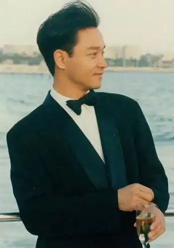 14年了,为什么我们还在怀念张国荣?