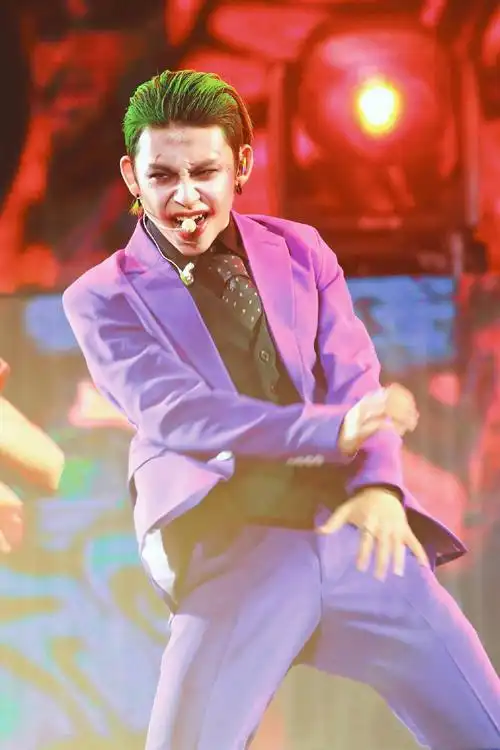 小鬼王琳凯小丑造型图片 - tt98图片网