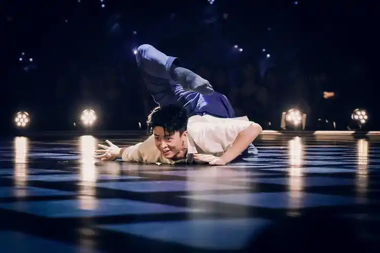 《舞蹈风暴》黎星挑战胡沈员 顶级舞蹈家高燃开场