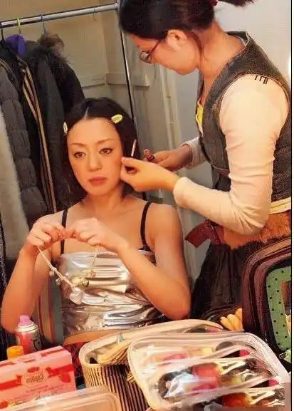 直击日本av拍摄现场:女优敬业超乎你想象(组图)