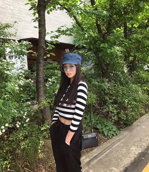 爱马仕迷你凯莉包超可爱 能装的比你想得多