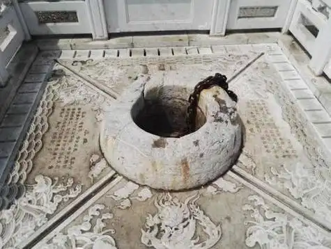 北新桥锁龙井的传说