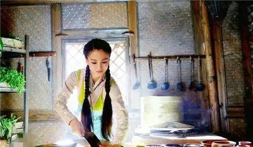 古装女星做菜的姿势,刘亦菲绝了,林心如的经典