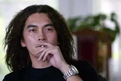 迪克牛仔:我觉得有点自闭(组图)