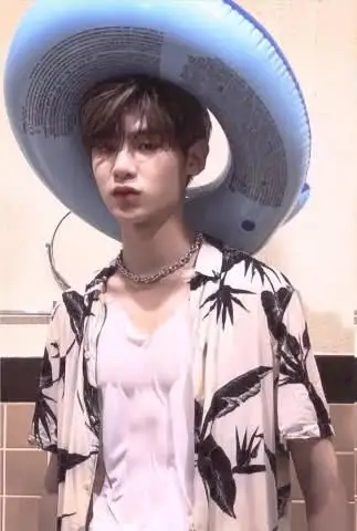 黄明昊:喜欢你时,风好甜