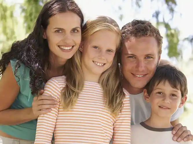 快乐家庭生活 第二辑-人物壁纸-高清人物图片-第14图-娟娟壁纸