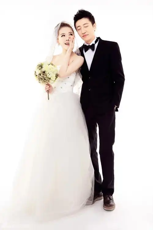 唐笑唯美结婚照