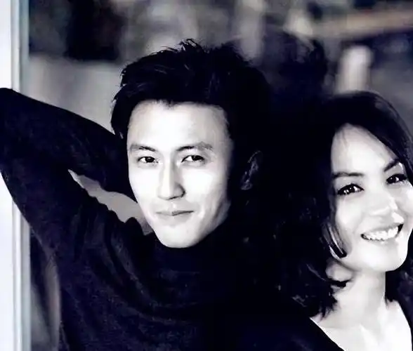 娱乐圈大瓜,王菲谢霆锋复合9年后突然大秀恩爱,胜似新婚夫妻_爱情